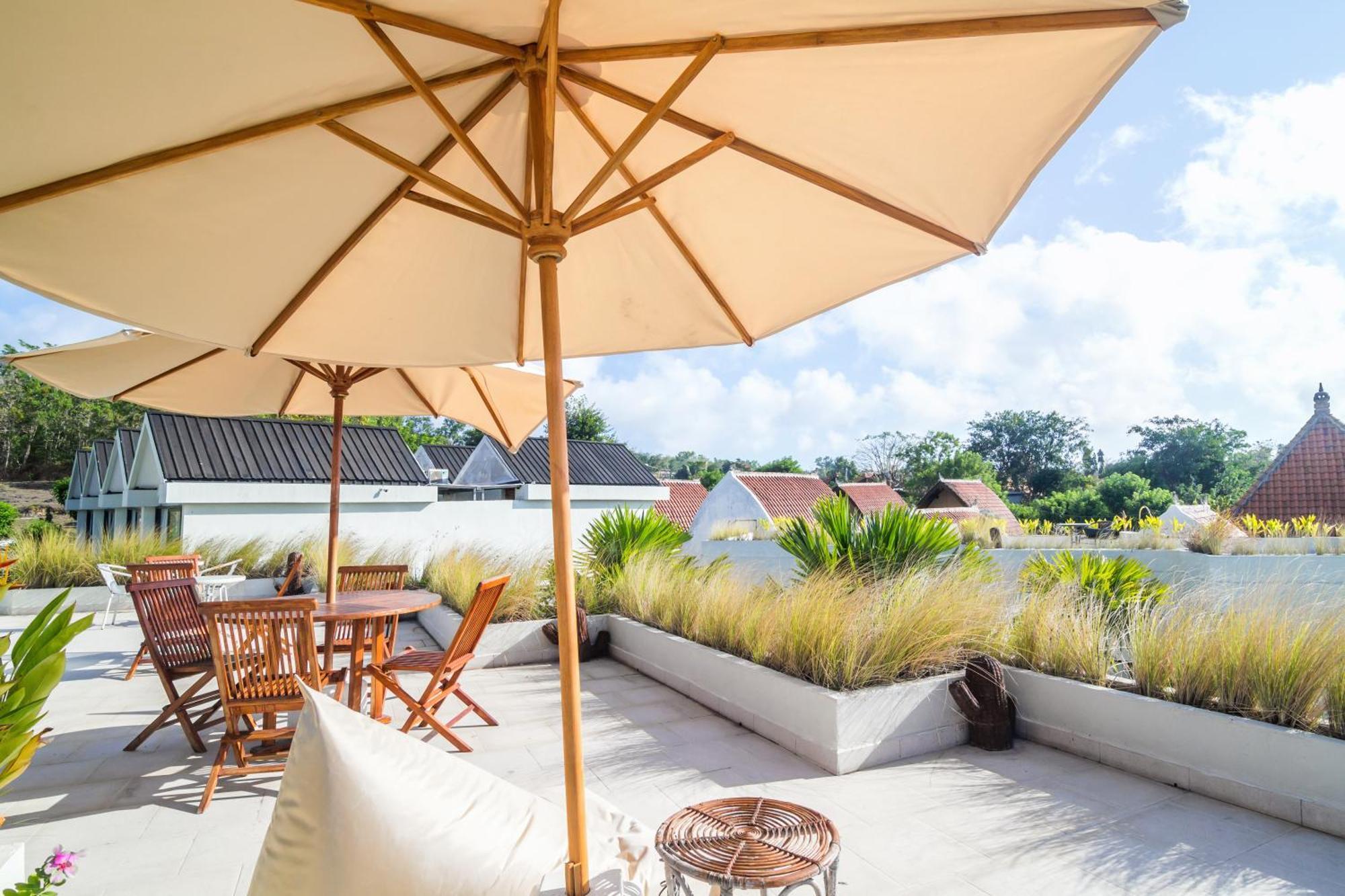 Kaya Uluwatu Hostel Exterior photo